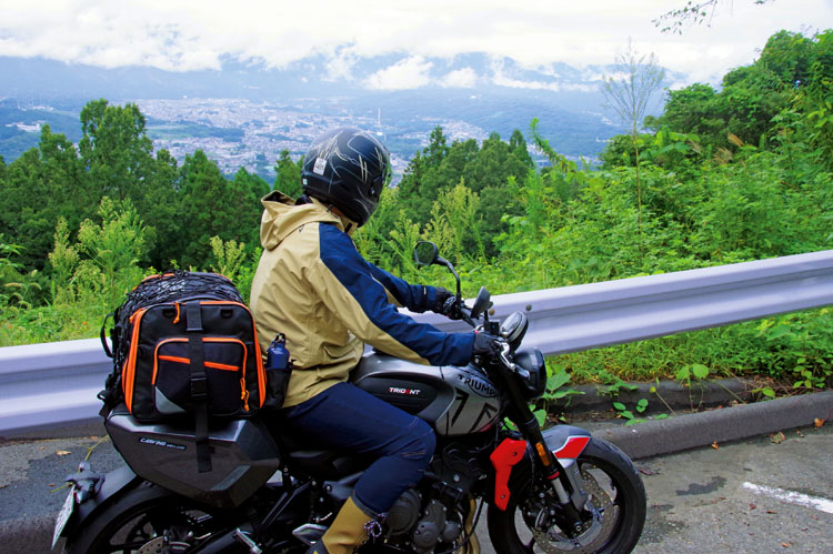 バイクに乗る時の服装は？選び方のコツを解説！ | Bike Life Lab｜バイク王