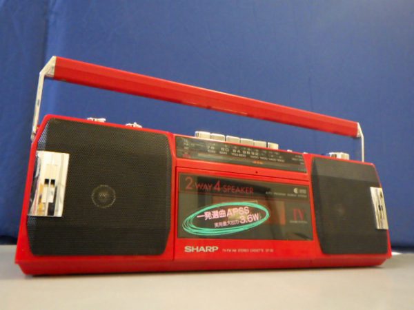 ジャンク品 SHARP シャープ ラジカセ QT-S2 レッド 昭和レトロ ラジオ