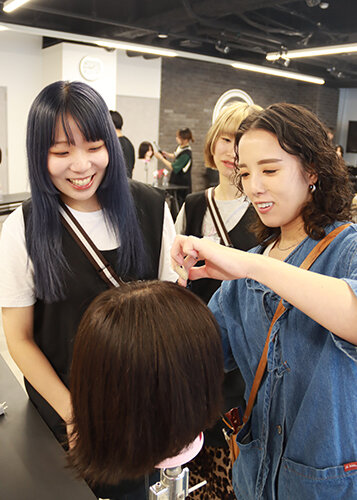 ☆サロンコラボ☆カット＆セット講座！【積 彰恵&工藤 綾華-LUANA