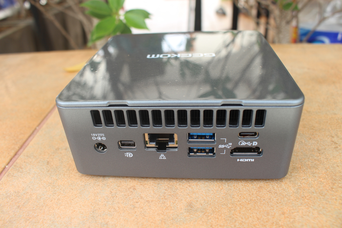 GEEKOM Mini IT11 (Core i7-11390H) mini PC review - Part 1