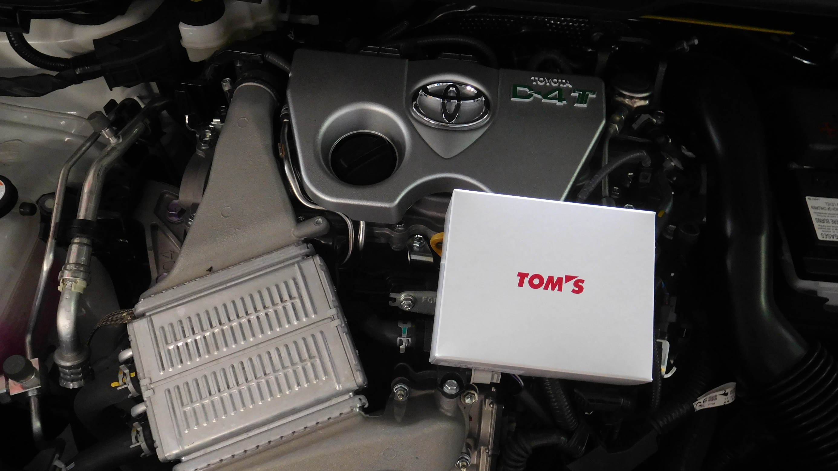 トヨタ C-HR NGX50 に 新商品♪ TOM'S（トムス） POWER BOX（パワー