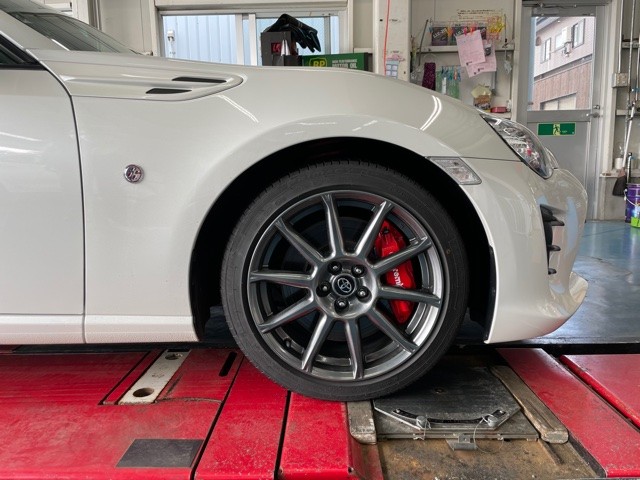 86（ZN6） × STIコイルスプリング | トヨタ 86（ZN6） 足まわり