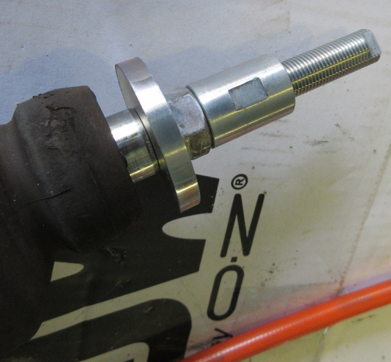 MASTERPIECE『SUZUKI車用ストラット延長ボルト』リフトアップ用