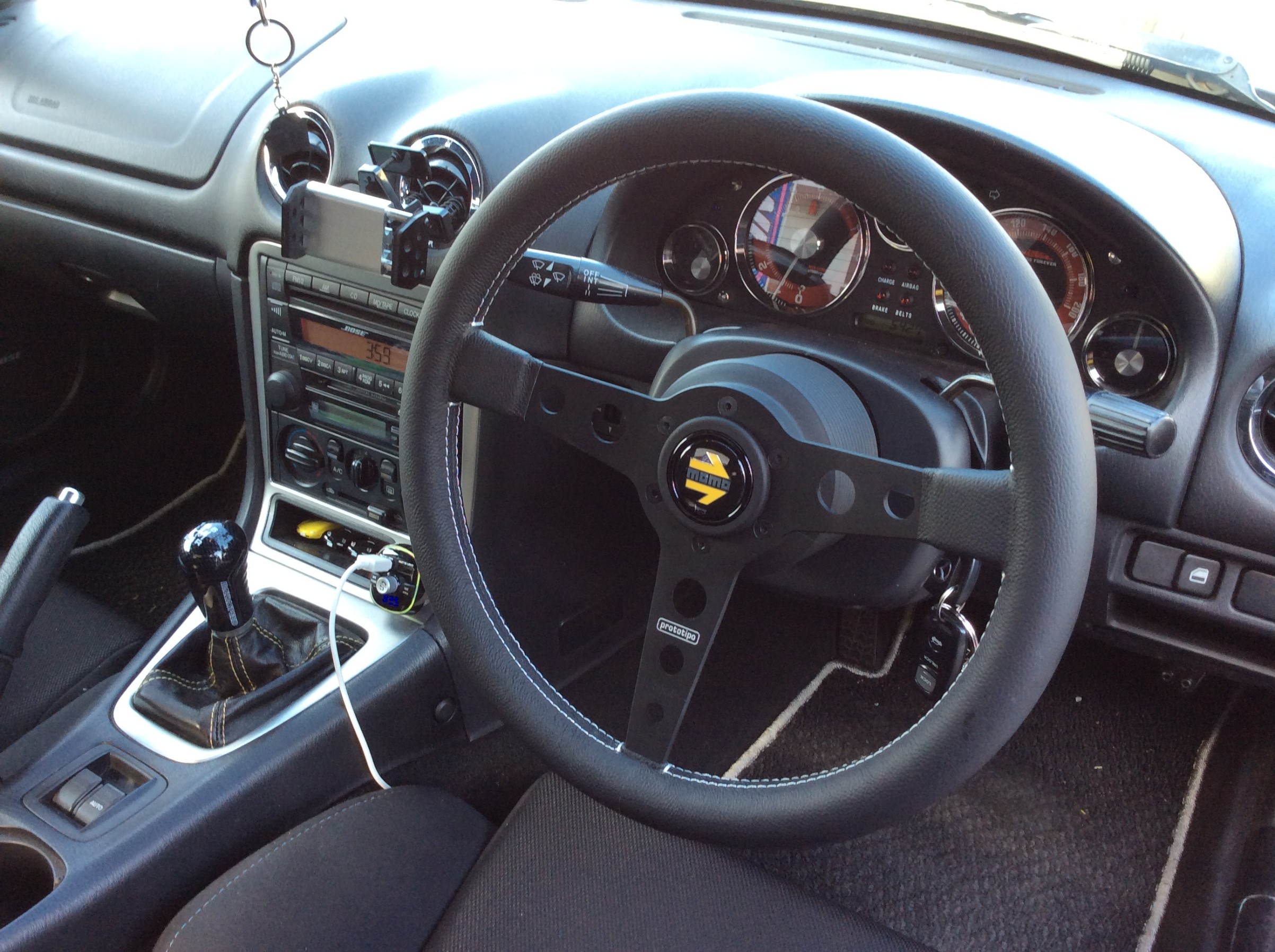 ロードスターNB6 MOMOステアリング交換＆アライメント調整 | マツダ