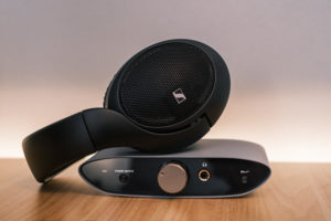 Bowers & Wilkins T7 レビュー！ 生々しい音がする高級Bluetooth