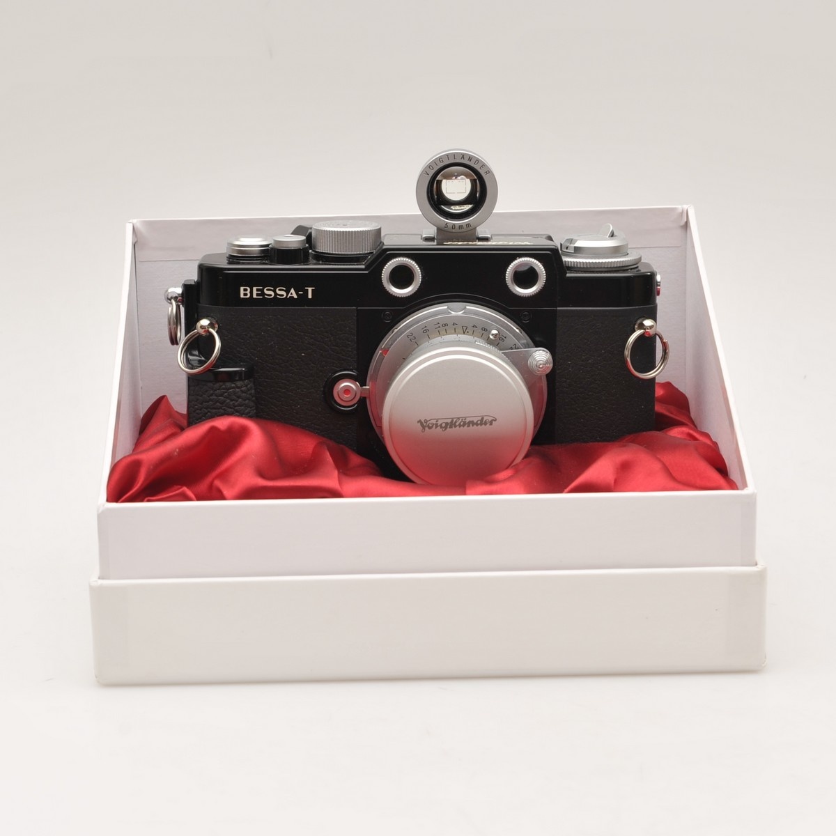 voigtlaender-bessa-t-heliar-