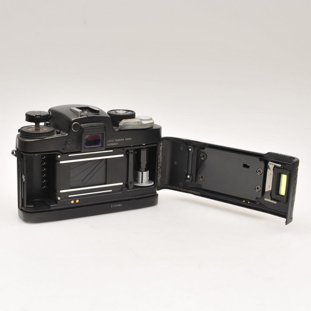 Leica R7 black with data back DB 2 - Collectcamera