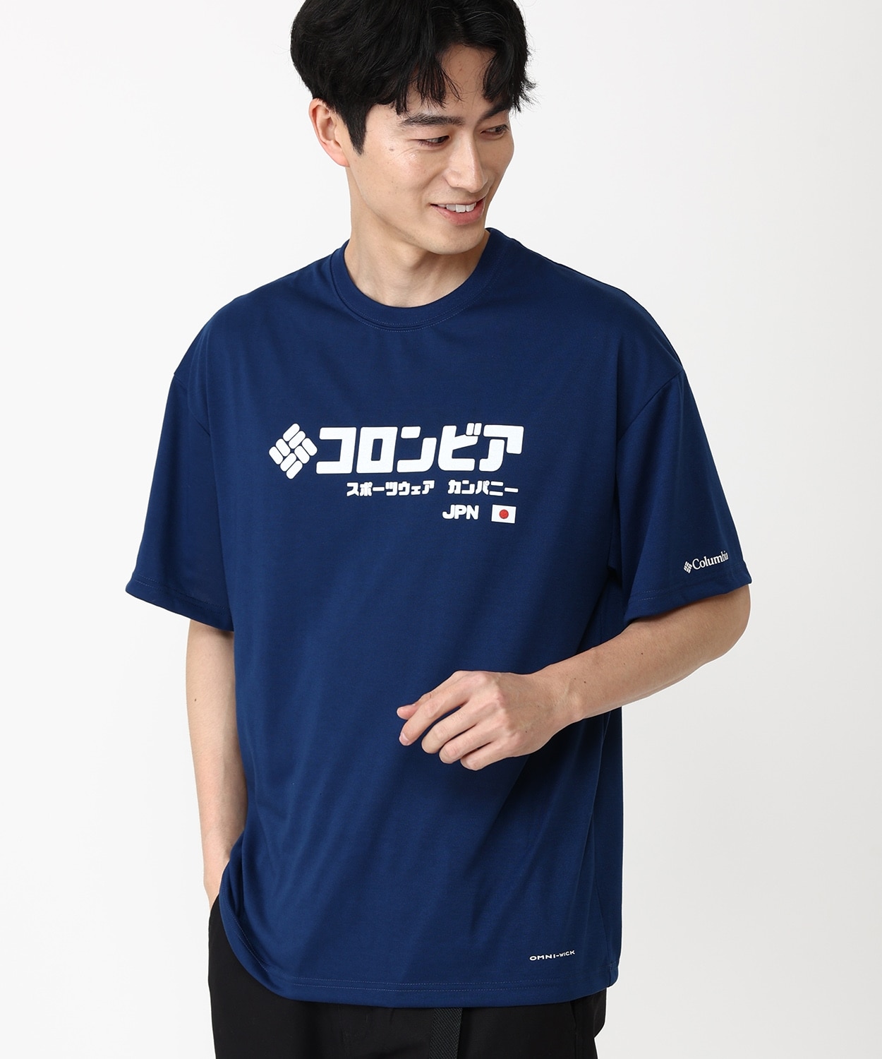 ナビダッドビュートスーベニアグラフィックショートスリーブTシャツ(S