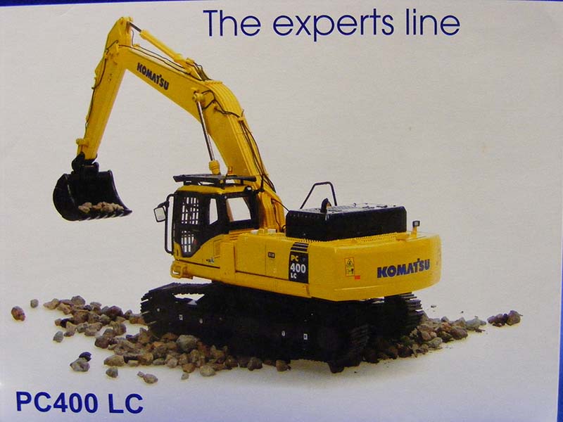 Buffalo Road Imports. Komatsu PC400 LC with short arm demolition