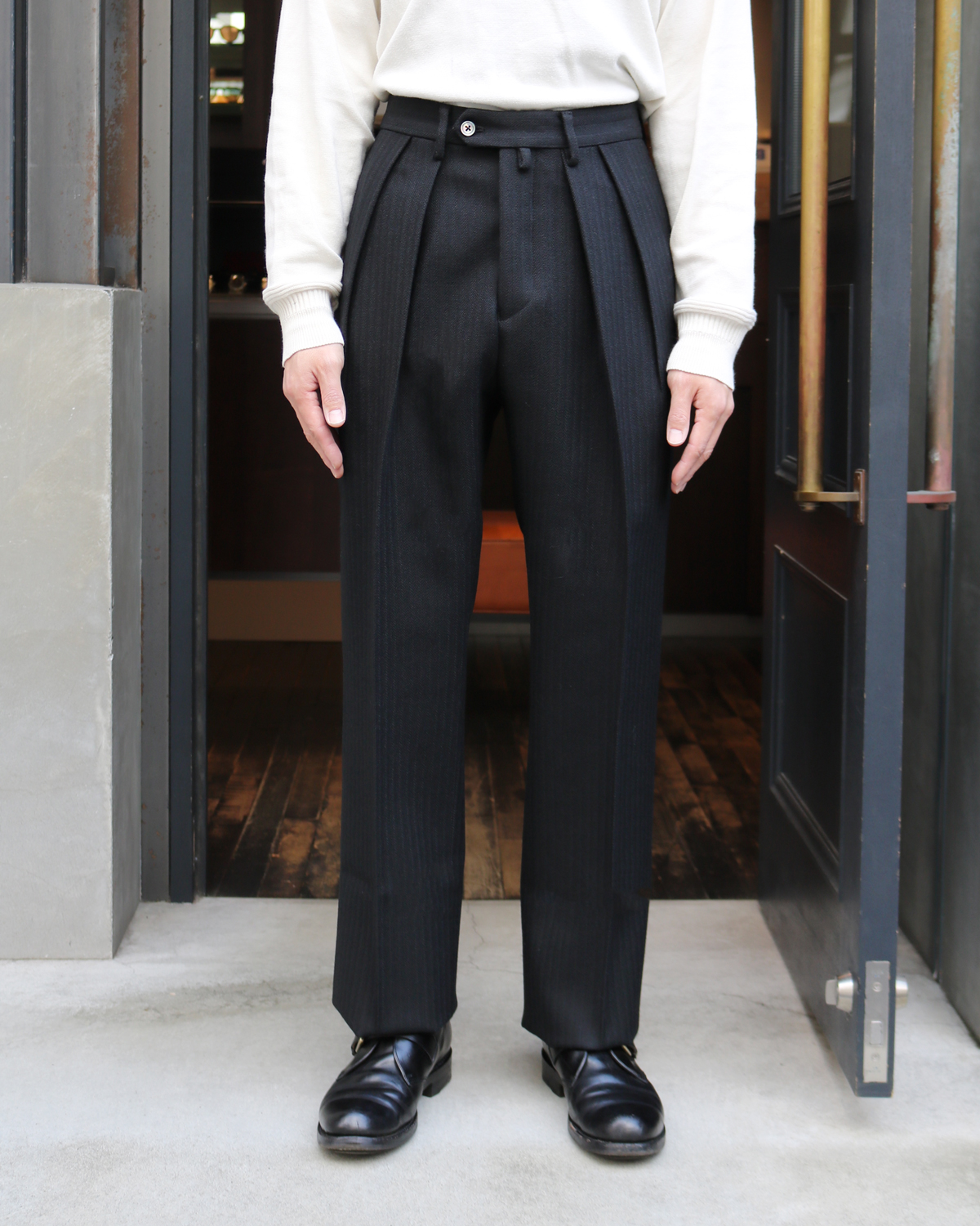 NEAT｜FOX BROTHERS WOOL HERRINGBONE｜STANDARD - Black｜PRODUCT