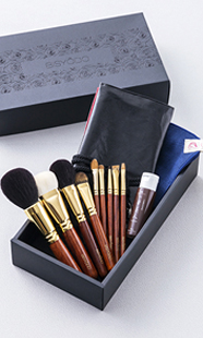 日本製のオリジナル高級化粧筆セット。 人気のメイクブラシ 化粧筆