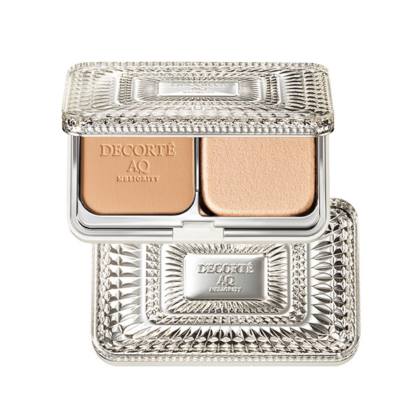 AQ ミリオリティ トリートメント パウダーファンデーション / コスメ