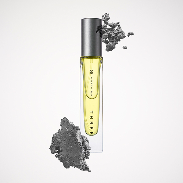 エッセンシャルセンツ R / THREE(香水, 香水・ヘアフレグランス)の通販