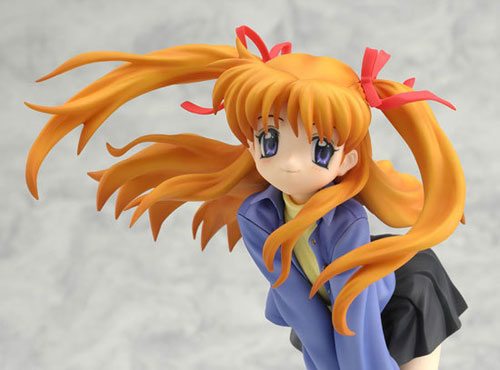 1/8 PVC塗装済完成品 沢渡 真琴 [Kanon] | 公式キャラクターグッズ販売