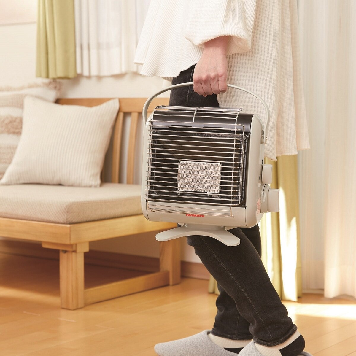 イワタニ カセットガスストーブ マイ暖 CB-STV-MYD3 | Costco Japan