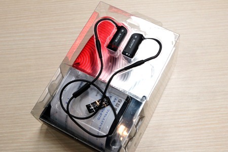 バランスド・アーマチュア・ドライバー搭載のBluetoothヘッドセット