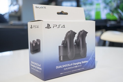 PS4コントローラー DUALSHOCK4充電スタンドを買ってみた。 | 店長の