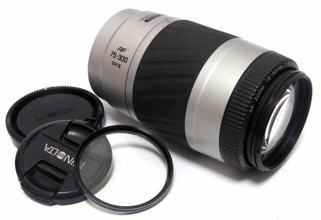 日本製 ミノルタ AF 75-300mm 4.5-5.6 DVII