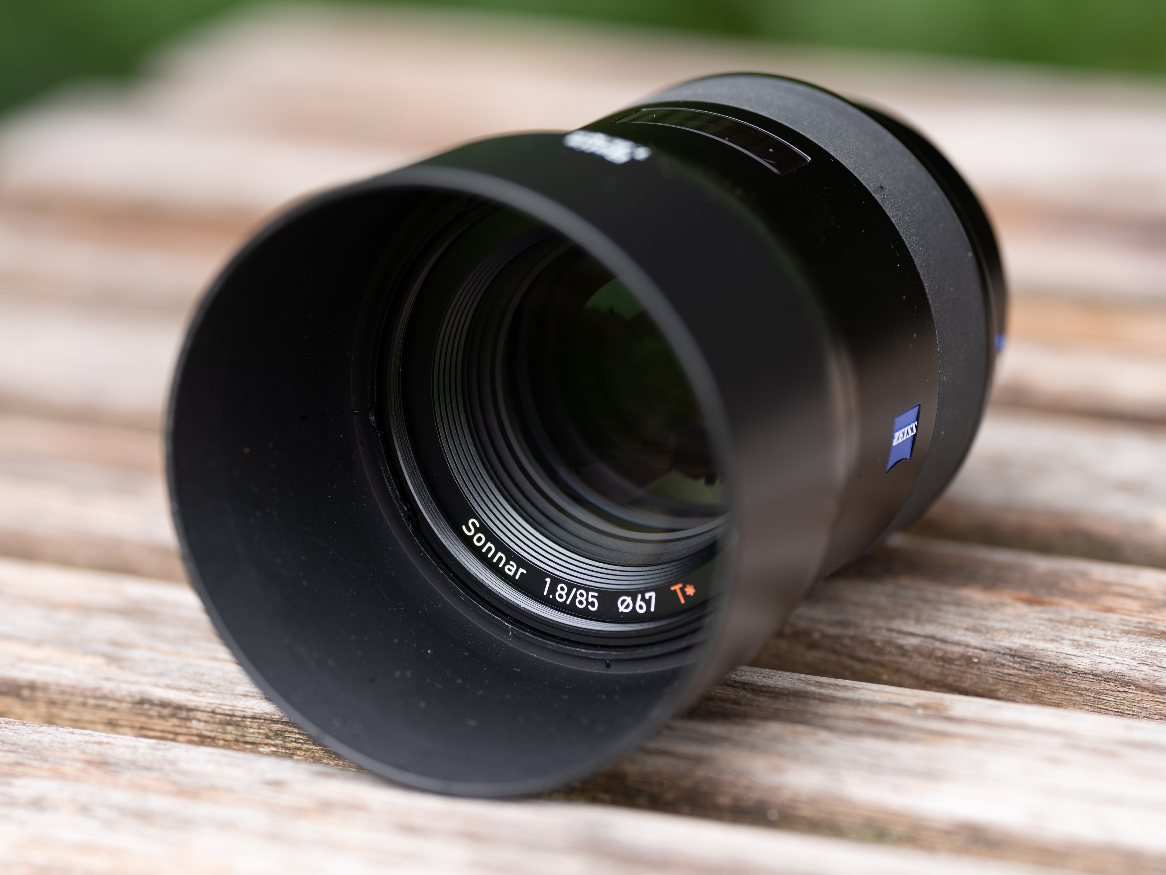Zeiss Batis 85mm f1.8 review | Cameralabs