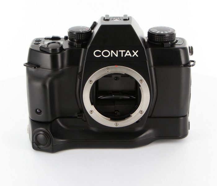派手な機能はないが完成度の高いCONTAX ST