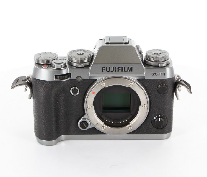 黒もいいけど【フジX-T1グラファイトシルバー】