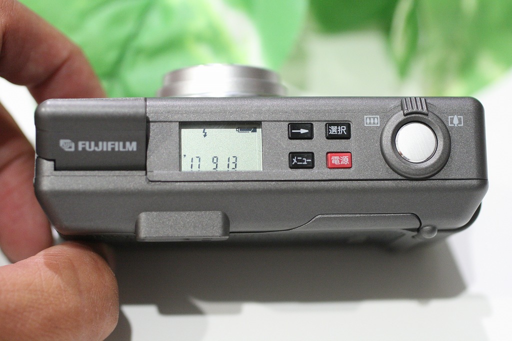 入荷情報】人気の ナチュラ クラシカ FUJIFILM NATURA CLASSICA