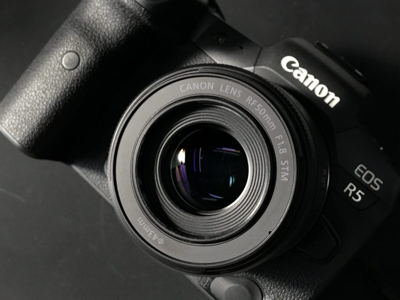 RF50/1.8 STM 使用レビュー【お手頃で取り回しもいい単焦点】