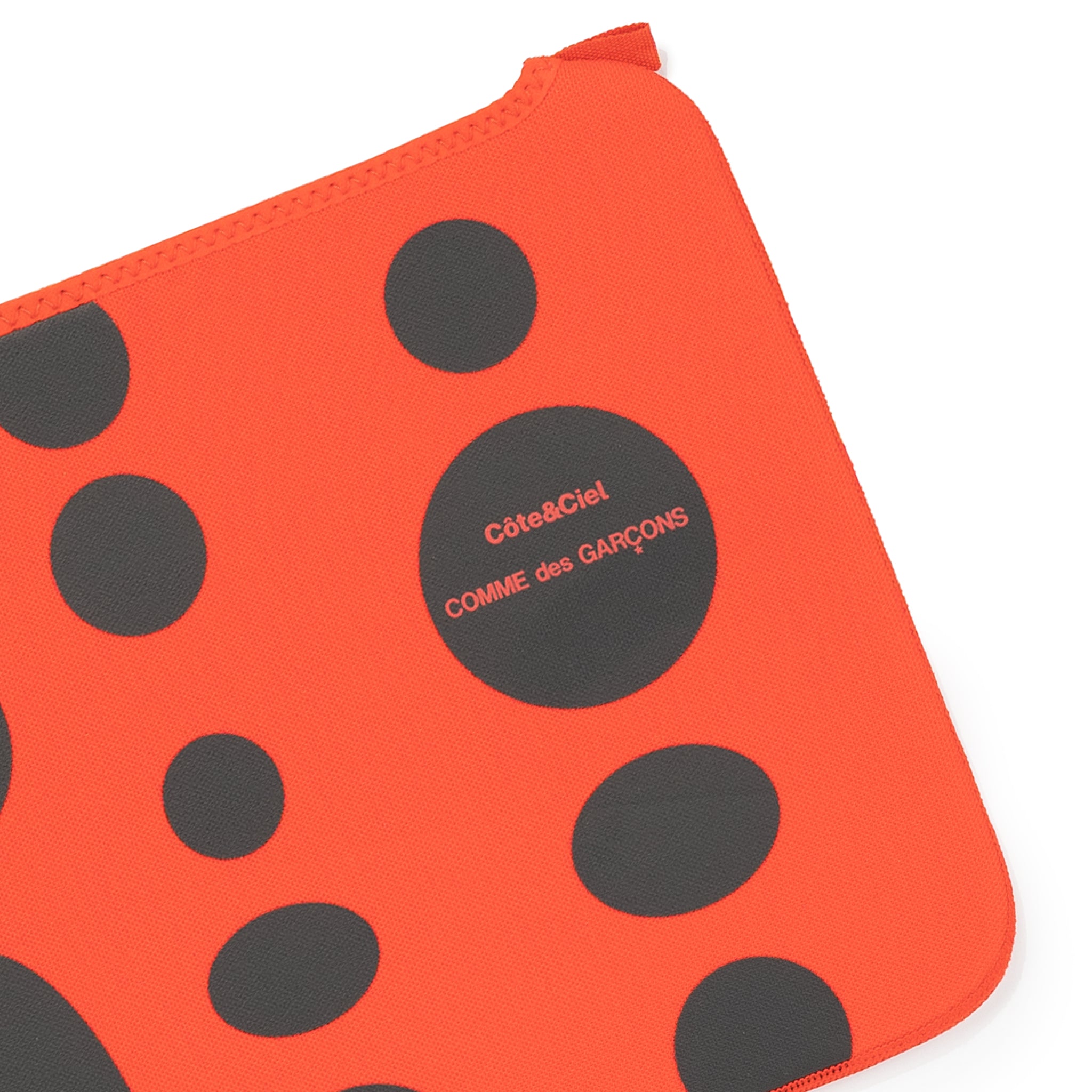 x Cote et Ciel Laptop Case 15