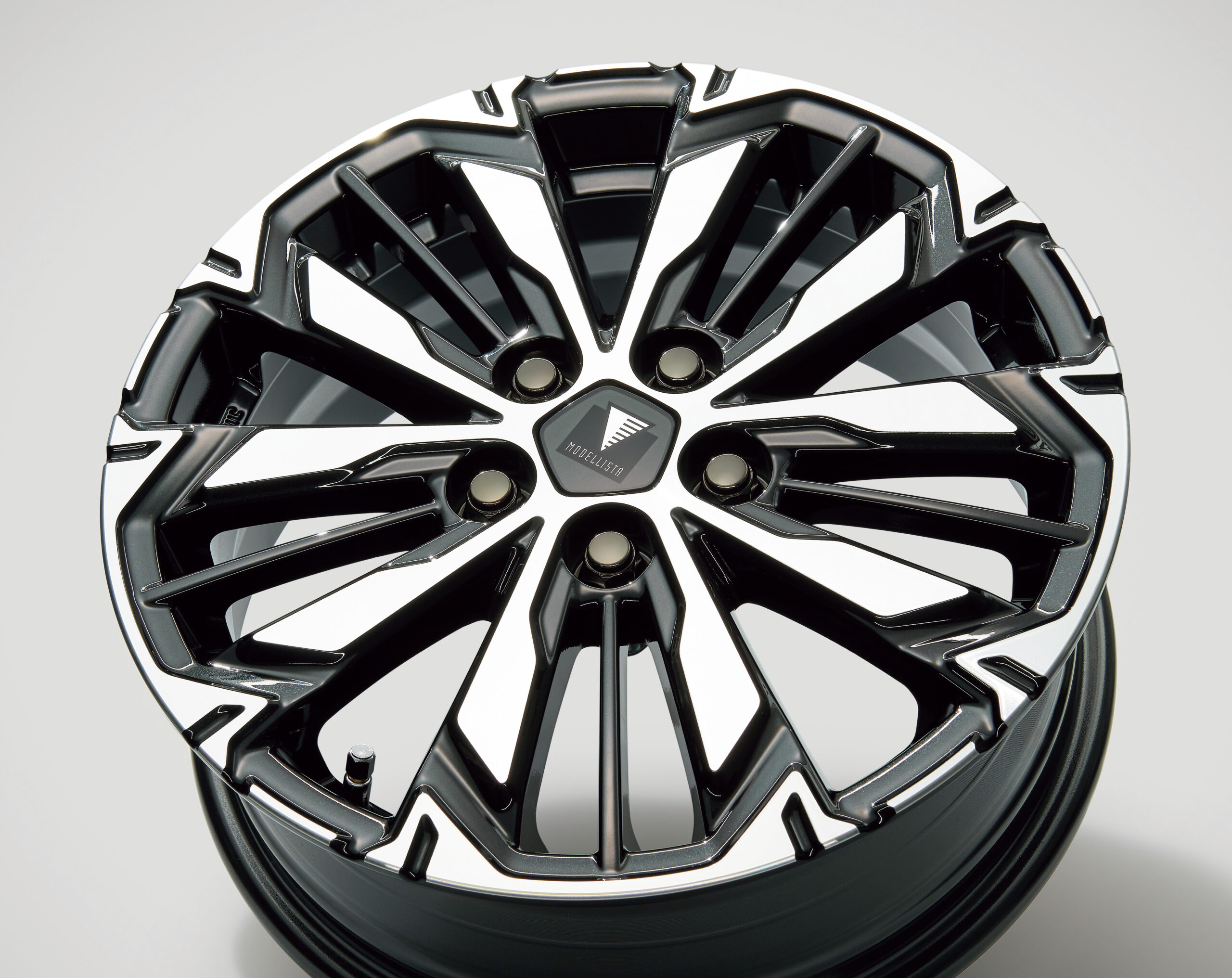 新型シエンタの魅力をさらに高める、モデリスタカスタマイズアイテム