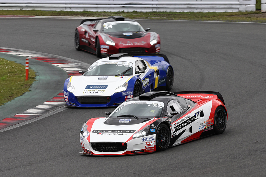 募集終了】11月26日(日)富士スピードウェイで本物のレーシングカーに