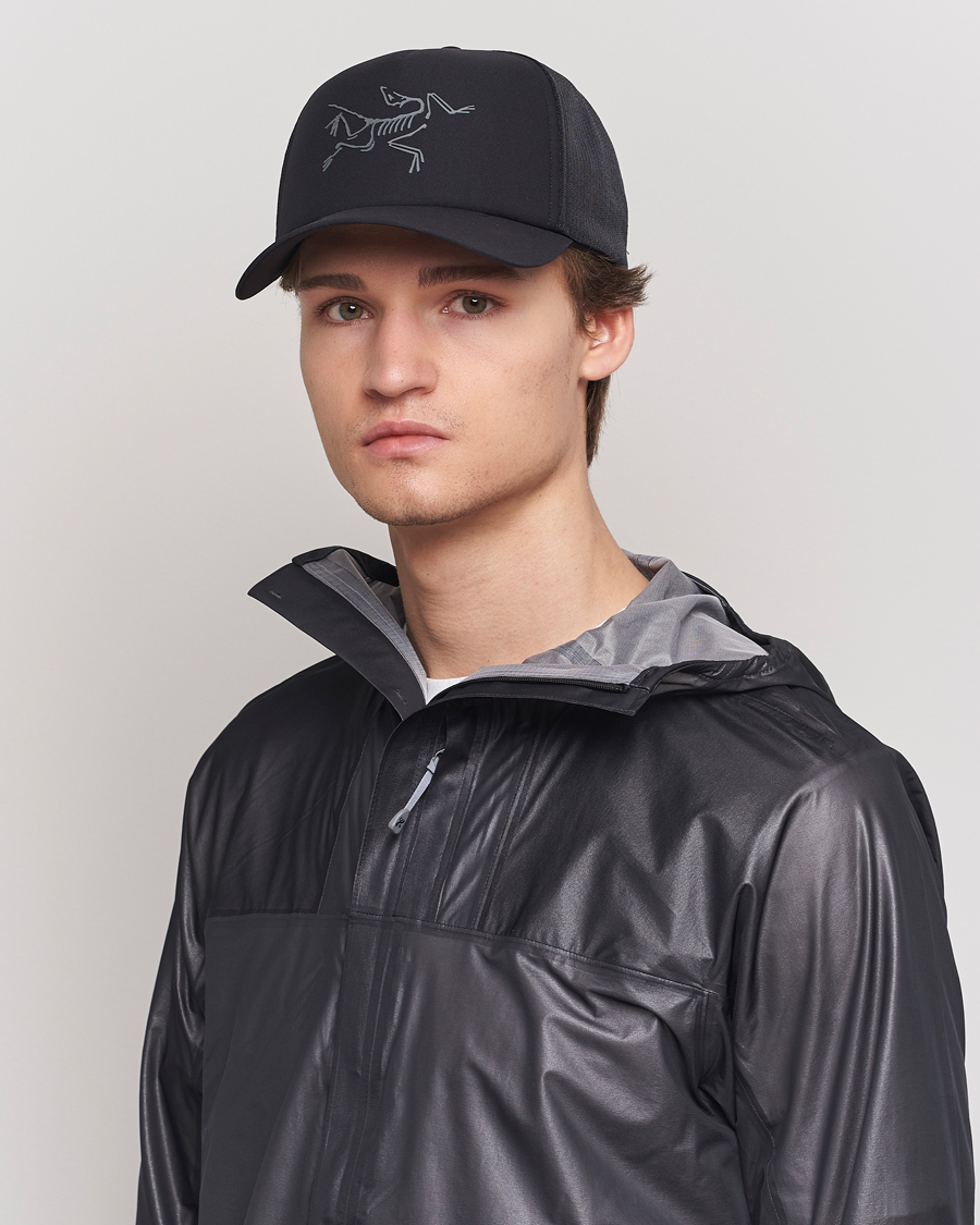 Arc'teryx Bird Trucker Cap Black bei Care of Carl
