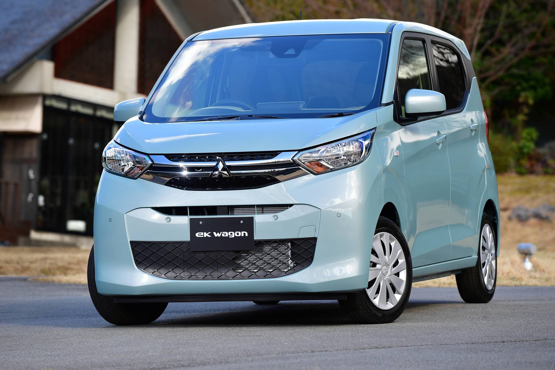 2019 Mitsubishi eK Wagon And eK X Kei Cars Detailed As Sales Begin