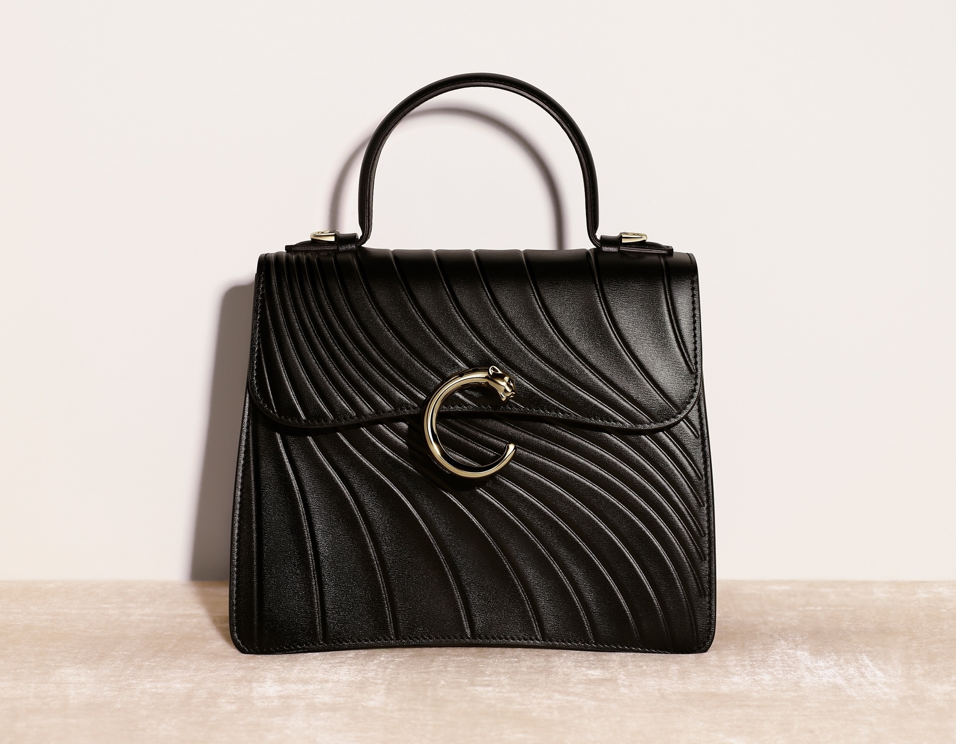 パンテール ドゥ カルティエ バッグ