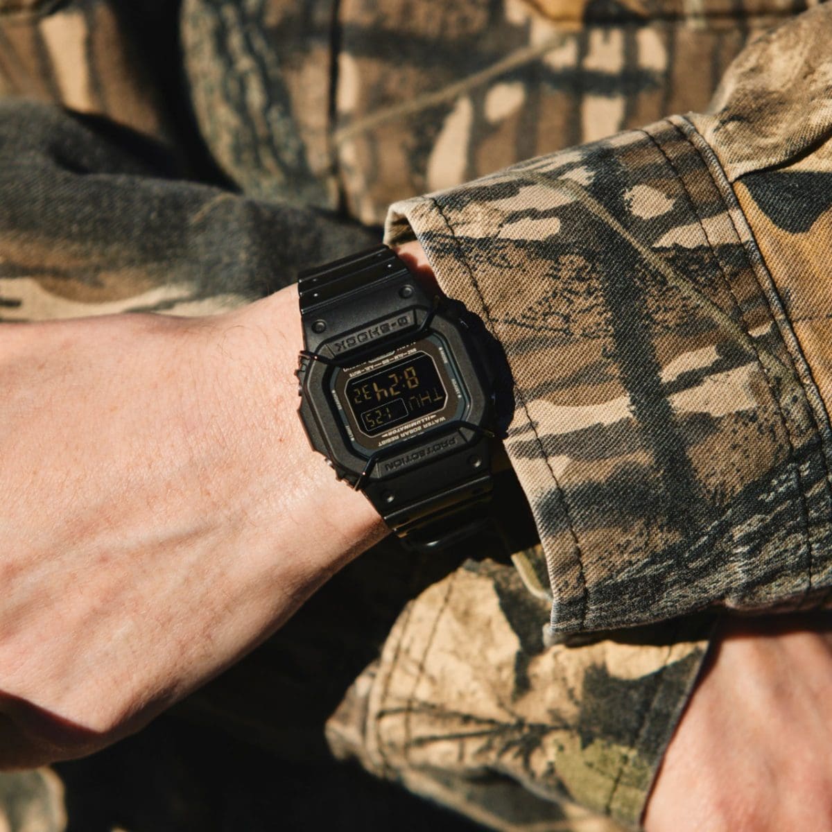 DW-D5600P-1JF | CASIO