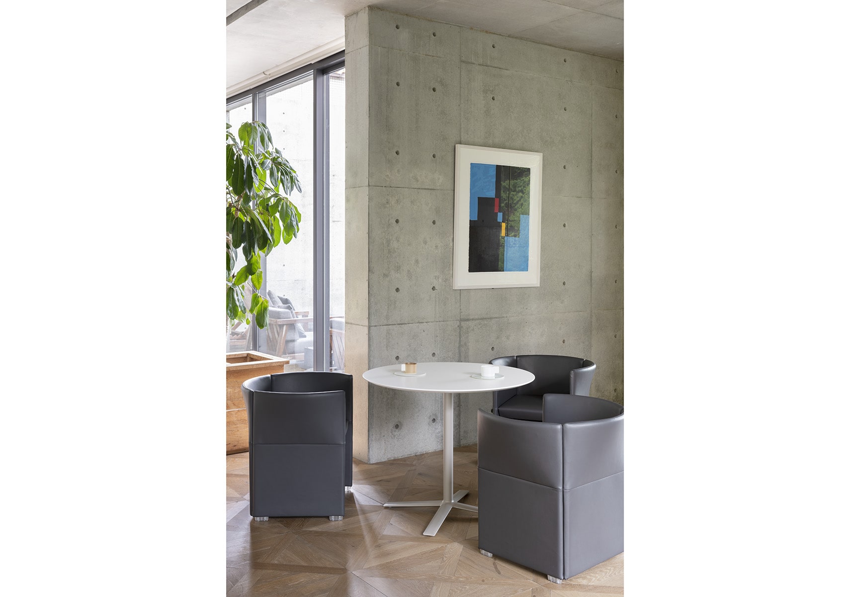 IXC(イクスシー）FLOWフロー テーブル|カッシーナ・イクスシー 公式