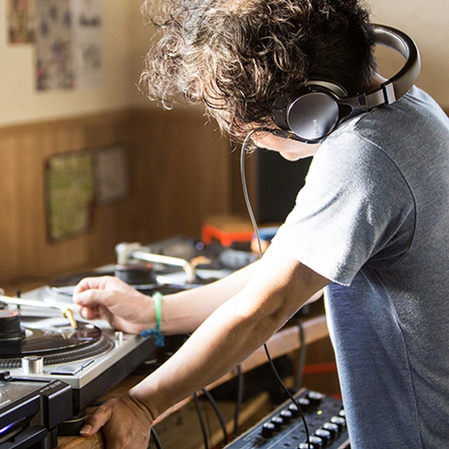 Calm、名作『MOONAGE ELECTRIC ENSEMBLE』が20年の時を超えリマスター