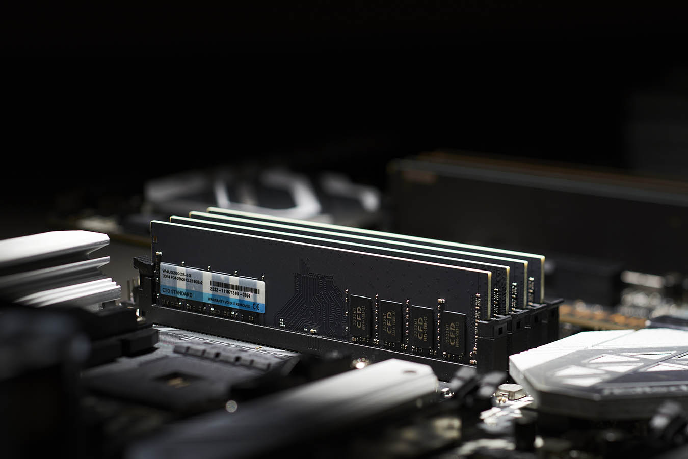 W4U2666CS-8G | CFD Standard DDR4-2666 デスクトップ用メモリ 2枚組