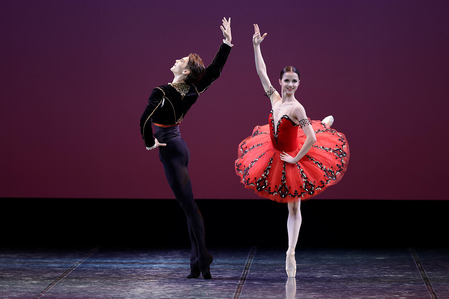 ロシアやベルリンで踊るダンサーたちの新鮮なパフォーマンスが楽しかっ