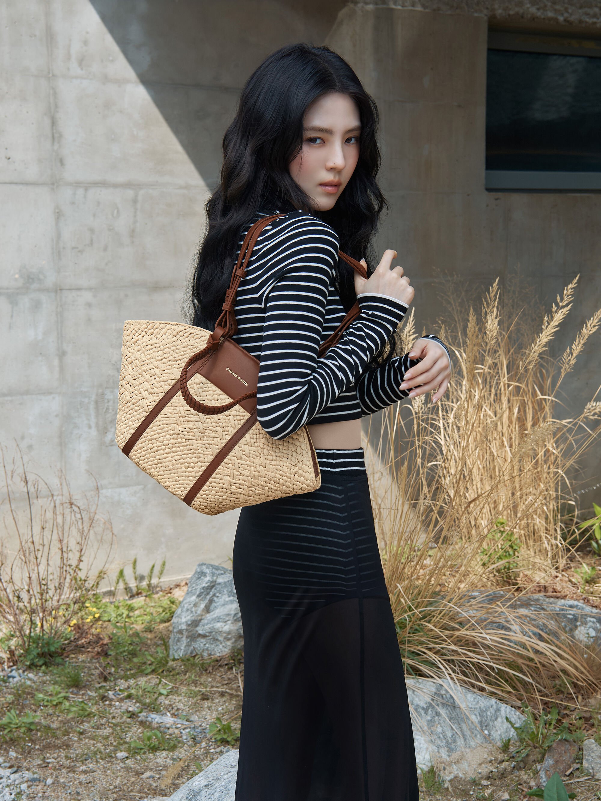 Shalia シャリア ラフィアウーブンバケツバッグ - ナチュラルラッ