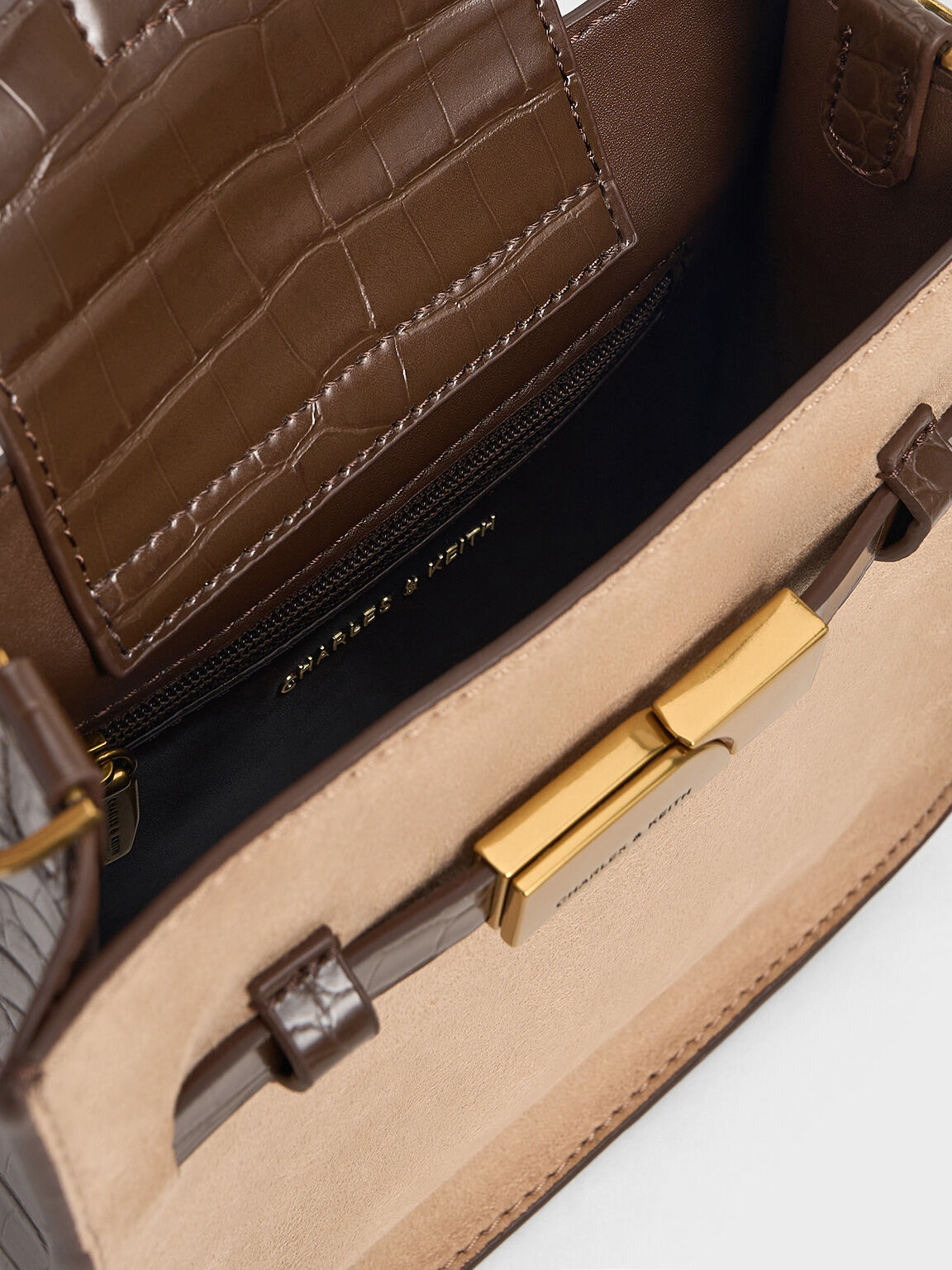 Aurelia オレリア テクスチャーメタリックアクセントチェーンハンドル