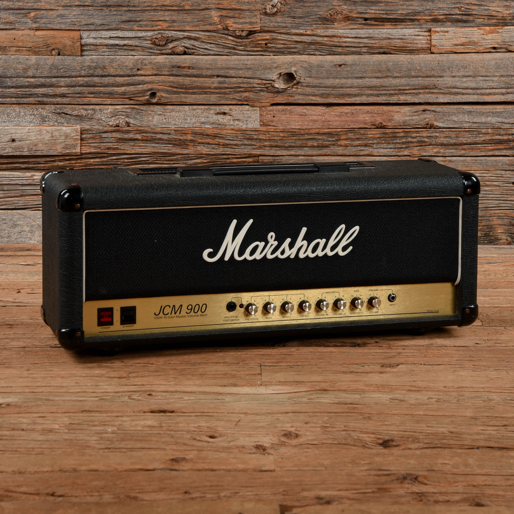 Marshall JCM900 Model 2100 100-Watt Hi-Gain Master Volume MkIII