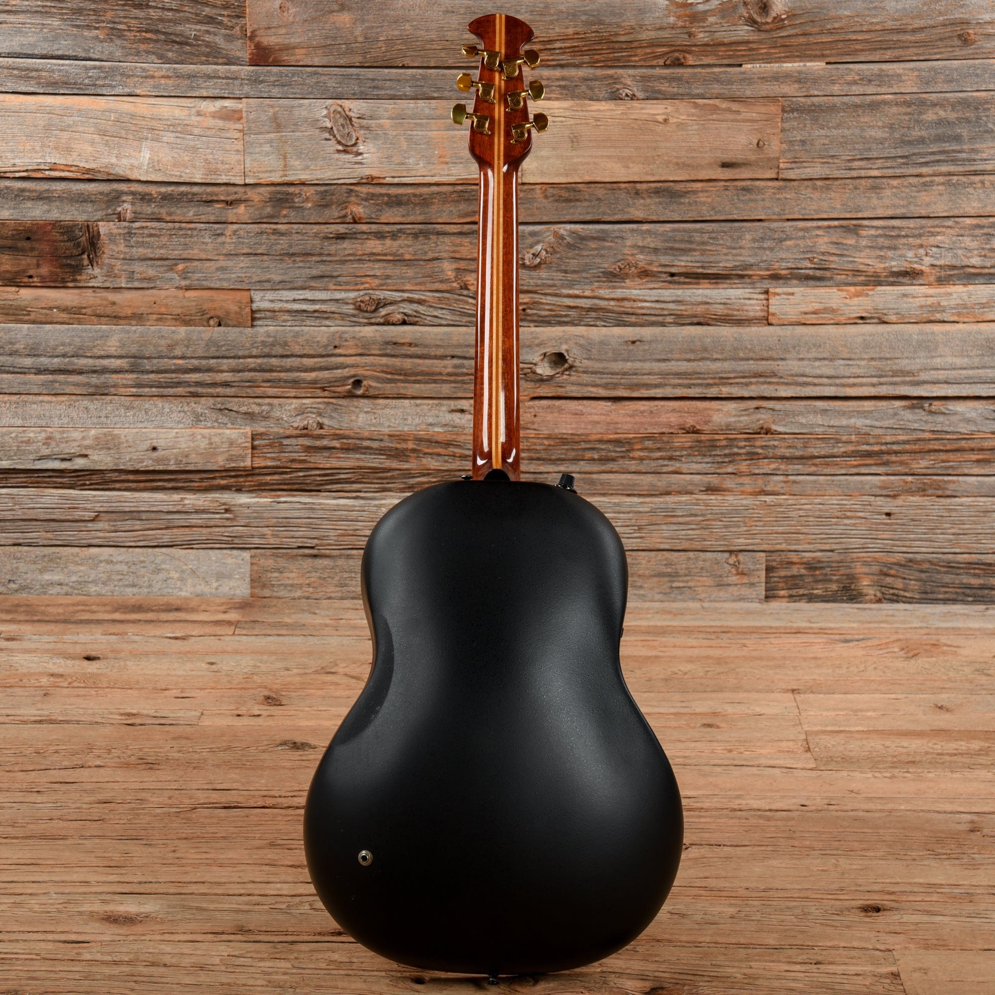 Ovation Model 1627 Glen Campbell Natural 1982 – Chicago Music Exchange