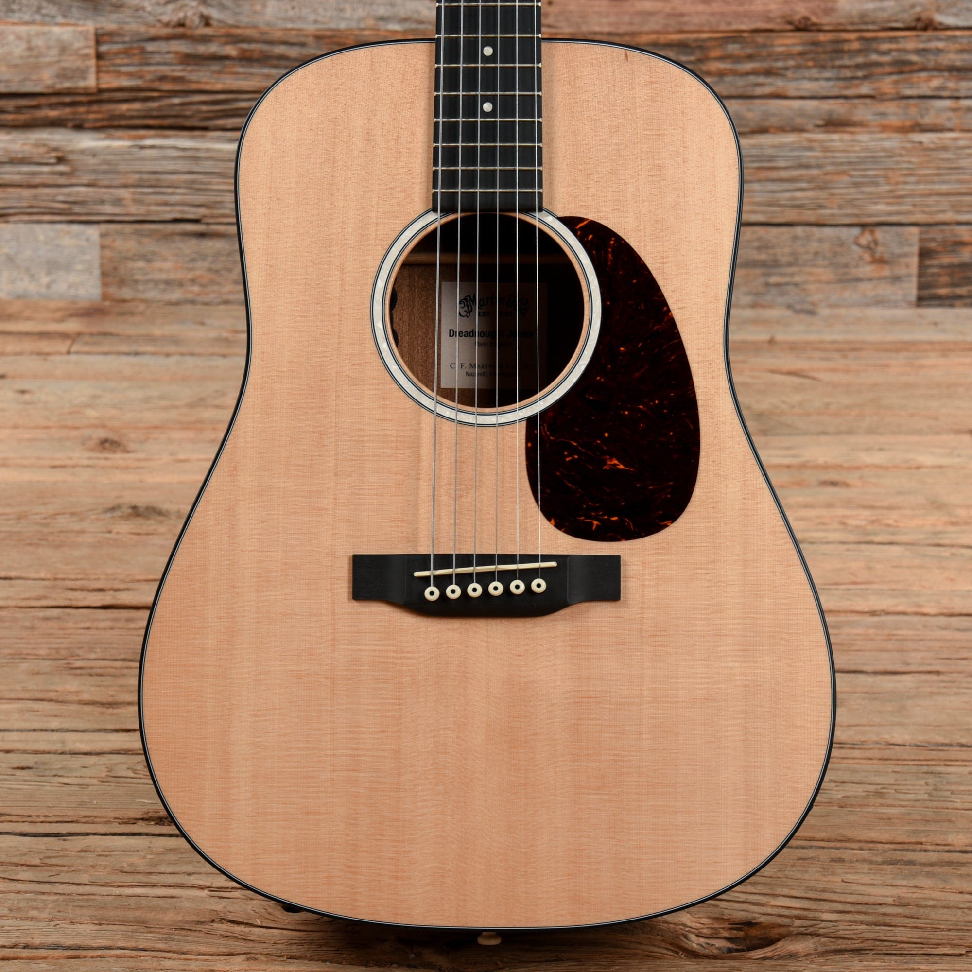 Martin DJR-10E Dreadnought Junior Natural – Chicago Music Exchange