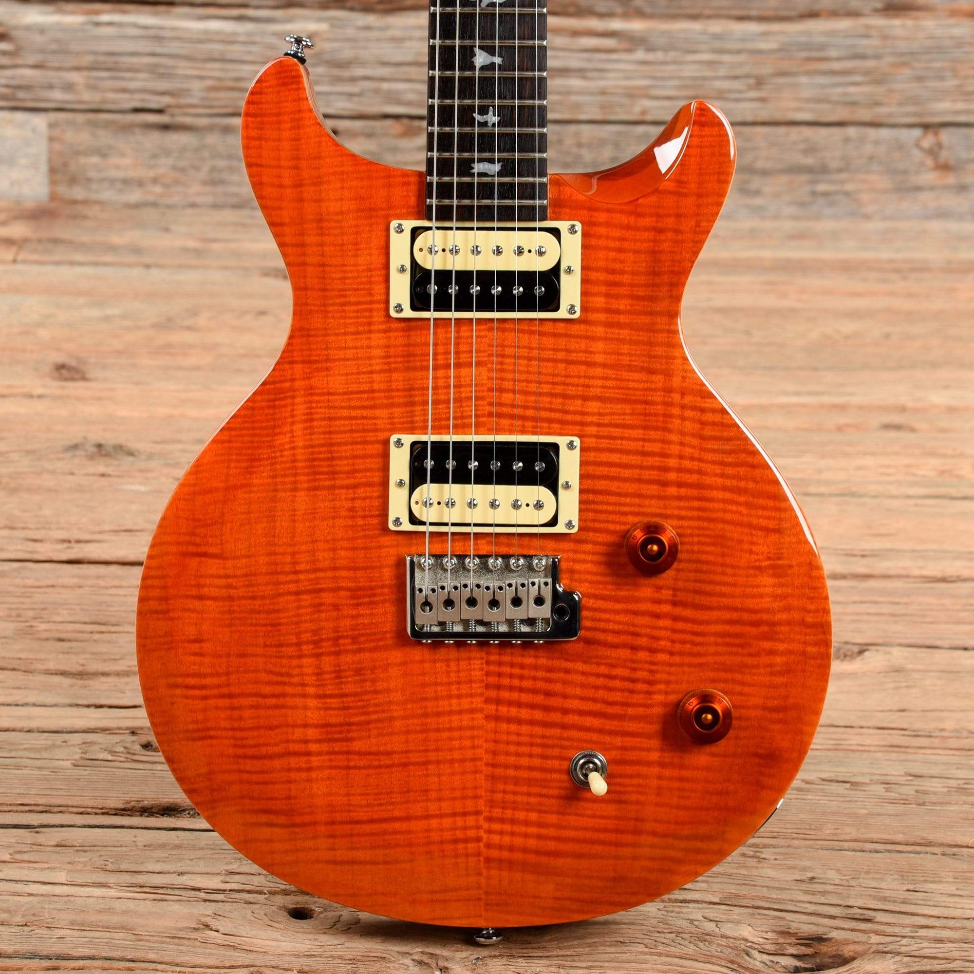 PRS SE Santana Orange – Chicago Music Exchange