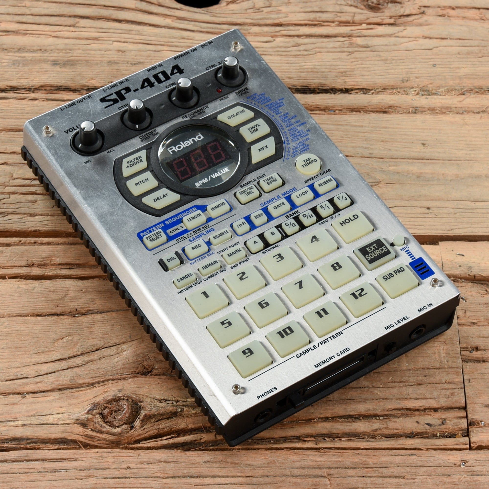 Roland SP-404 Sampler – Chicago Music Exchange