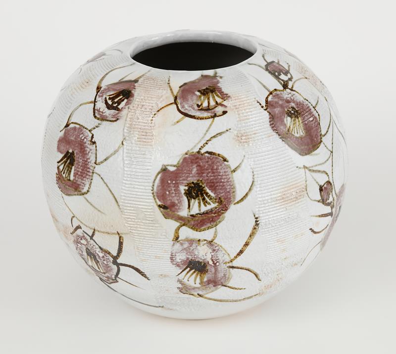 鉄絵銅彩」の技法追求 千葉市で作陶、神谷紀雄 公立美術館で初個展