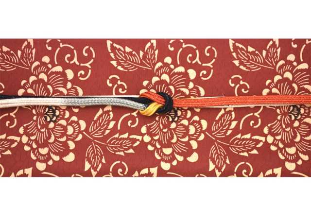 染名古屋帯』越後型 牡丹唐草 臙脂