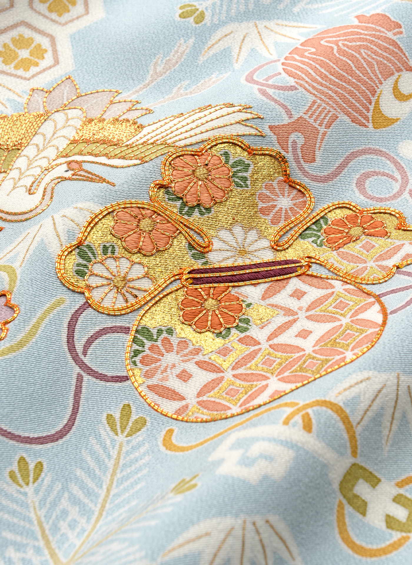 色留袖｜千總のきもの - 千總 (日本語)