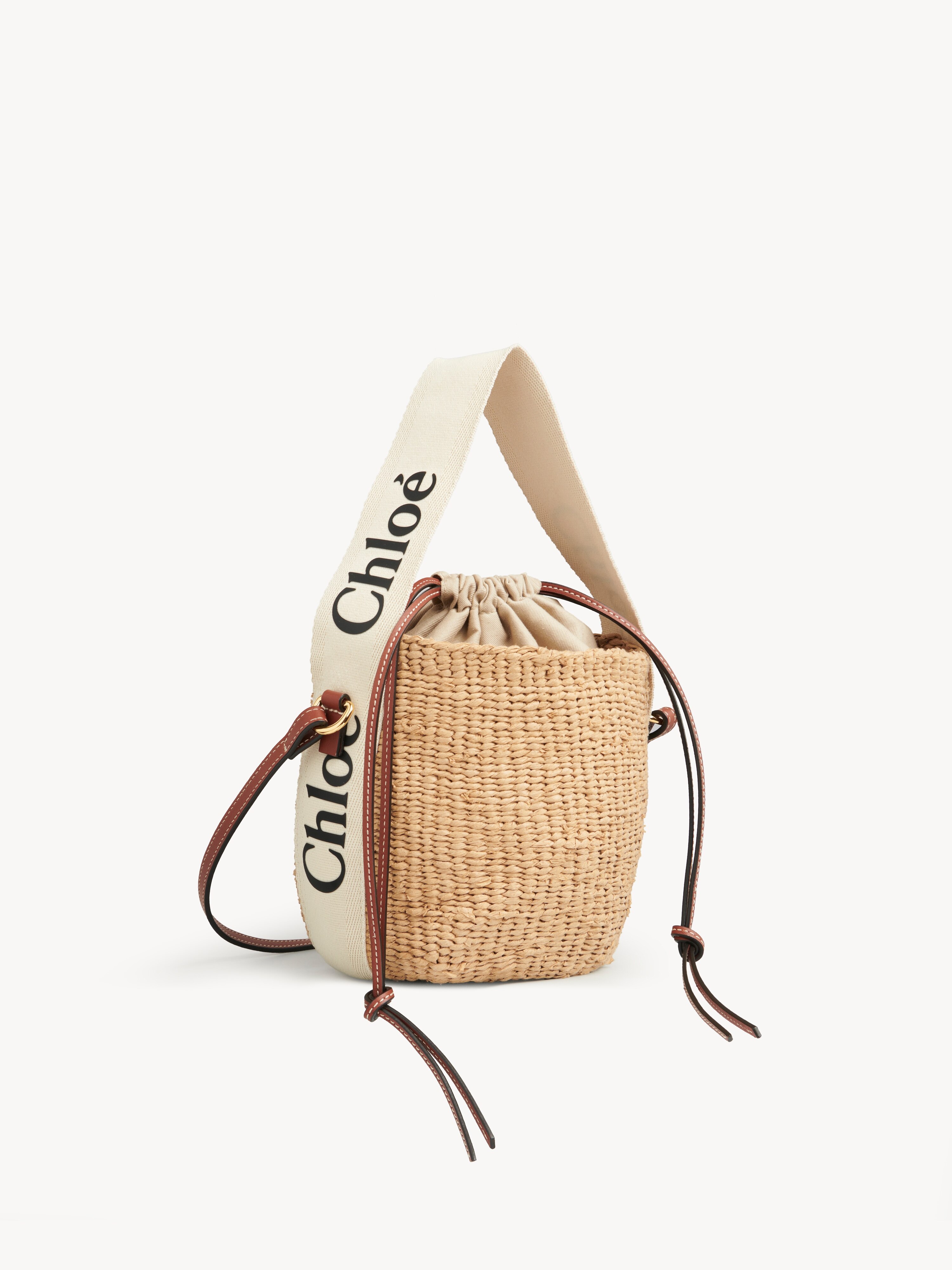天然繊維を使用したWoodyラージバスケットバッグ 白 - Chloé