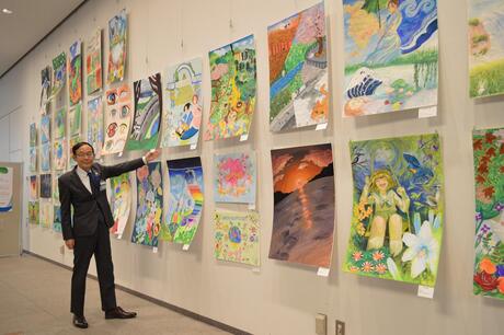 私の思う幸せを創る明日の風景 市内中学生による絵画展 横浜市神奈川区